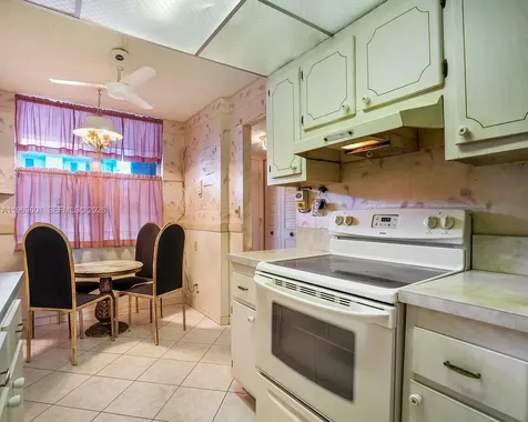 2900 NW 48th Terrace Lauderdale Lakes FL 33313