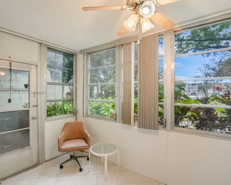 2900 NW 48th Terrace Lauderdale Lakes FL 33313