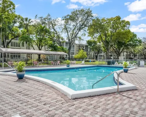 2900 NW 48th Terrace Lauderdale Lakes FL 33313