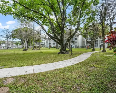 2900 NW 48th Terrace Lauderdale Lakes FL 33313