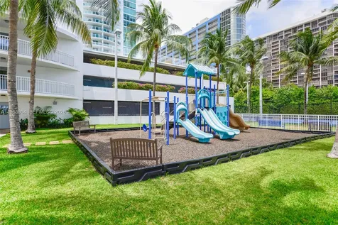 2101 Brickell Avenue Miami FL 33129