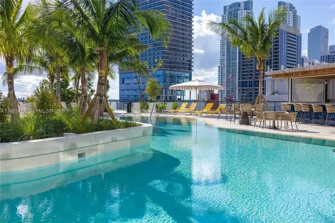 159 NE 6th Street Miami FL 33132