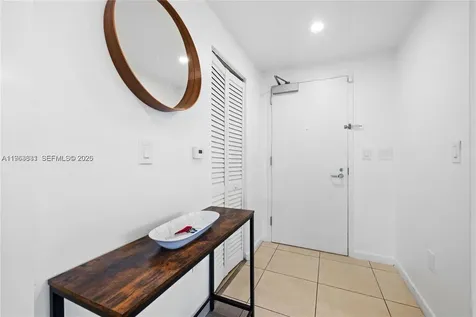 3250 NE 1st Avenue Miami FL 33137