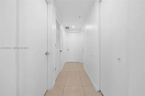 3250 NE 1st Avenue Miami FL 33137