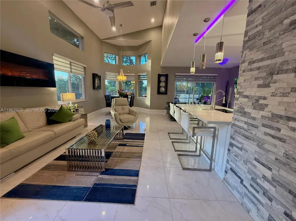 5772 NW 127th Terrace Coral Springs FL 33076