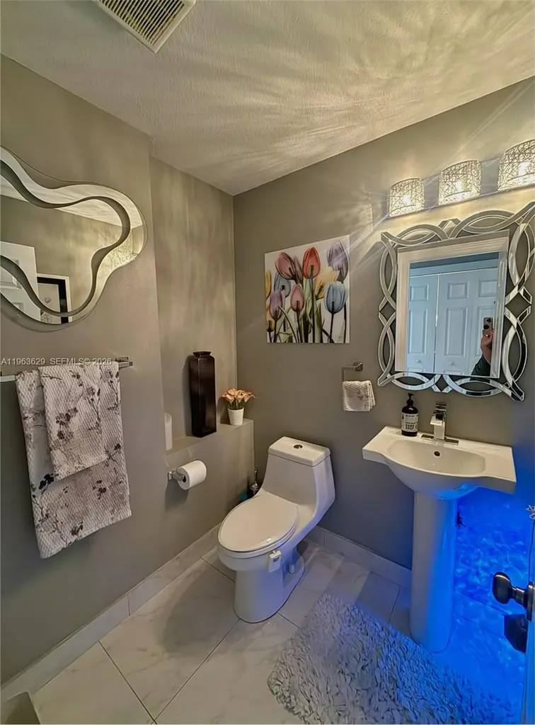 5772 NW 127th Terrace Coral Springs FL 33076