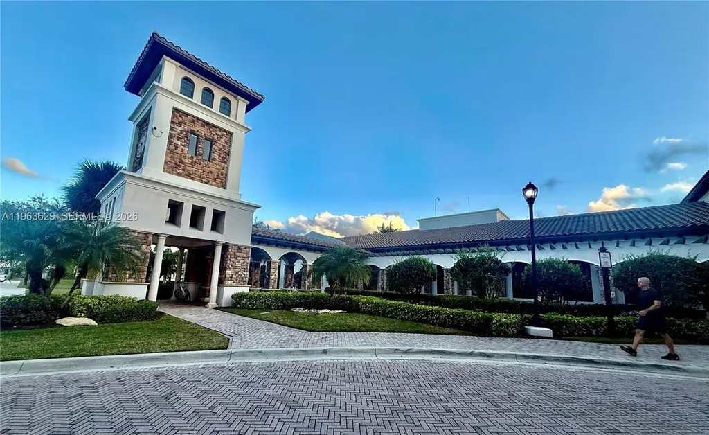 5772 NW 127th Terrace Coral Springs FL 33076