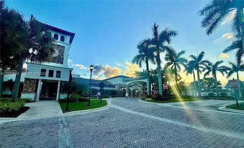 5772 NW 127th Terrace Coral Springs FL 33076