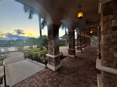 5772 NW 127th Terrace Coral Springs FL 33076