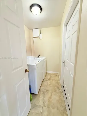 755 Arundel Fort Myers FL 33913