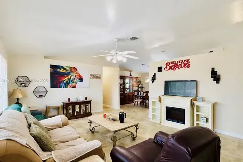 755 Arundel Fort Myers FL 33913