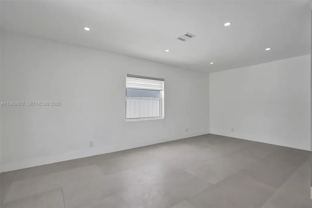 1010 N 16th Avenue Hollywood FL 33020