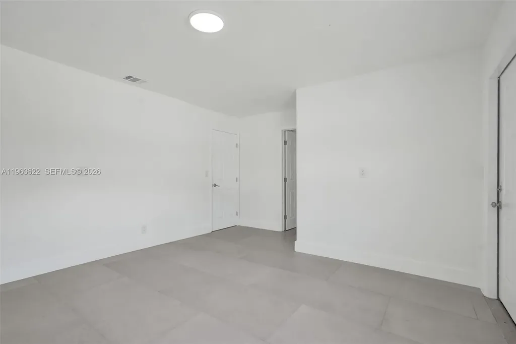 1010 N 16th Avenue Hollywood FL 33020
