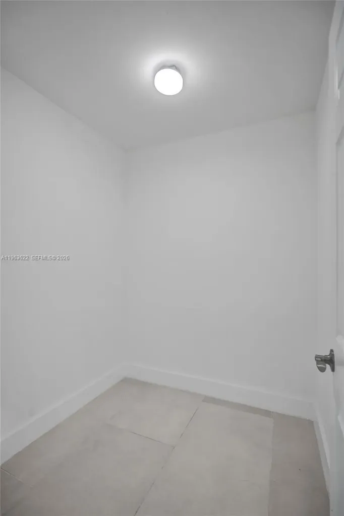 1010 N 16th Avenue Hollywood FL 33020