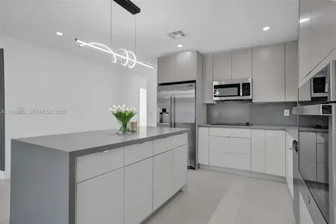1010 N 16th Avenue Hollywood FL 33020