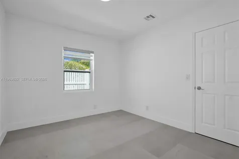 1010 N 16th Avenue Hollywood FL 33020