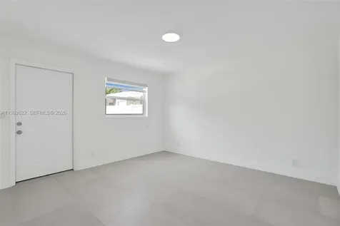1010 N 16th Avenue Hollywood FL 33020