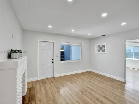 1713 NE 15th Avenue Fort Lauderdale FL 33305