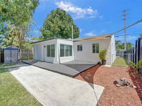 1713 NE 15th Avenue Fort Lauderdale FL 33305