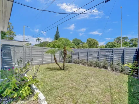 1713 NE 15th Avenue Fort Lauderdale FL 33305