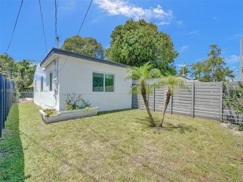 1713 NE 15th Avenue Fort Lauderdale FL 33305