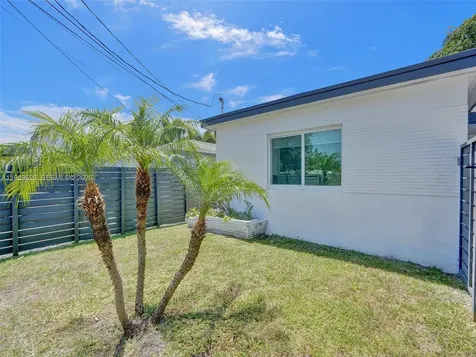 1713 NE 15th Avenue Fort Lauderdale FL 33305