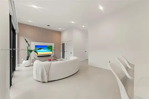 7771 SW 99th Street Miami FL 33156
