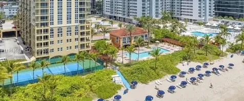 Hallandale Beach FL 33009