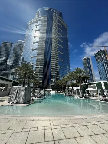 851 NE 1st Avenue Miami FL 33132