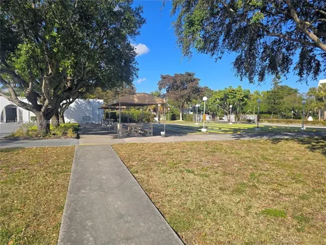 940 NE 199th Street Miami FL 33179