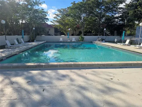 940 NE 199th Street Miami FL 33179