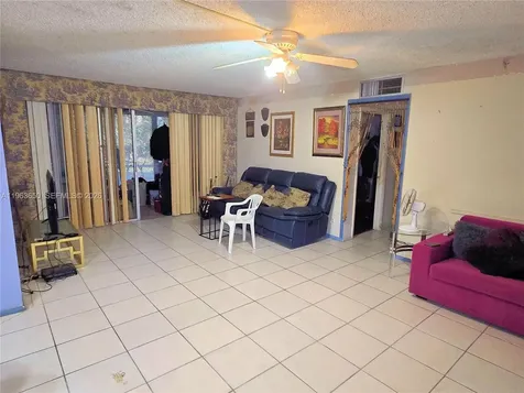 940 NE 199th Street Miami FL 33179