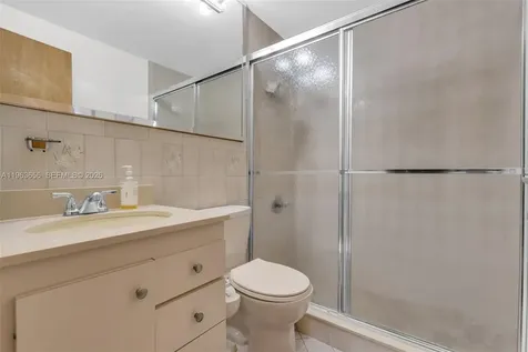 533 E 23rd Street Hialeah FL 33013