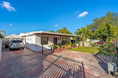533 E 23rd Street Hialeah FL 33013