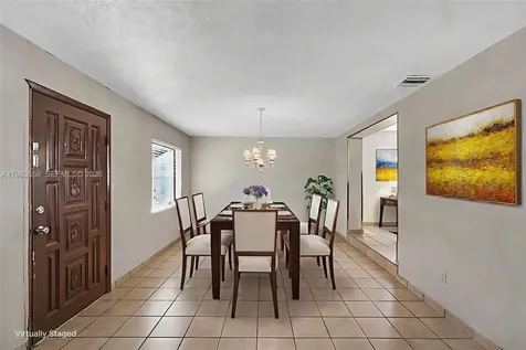 533 E 23rd Street Hialeah FL 33013
