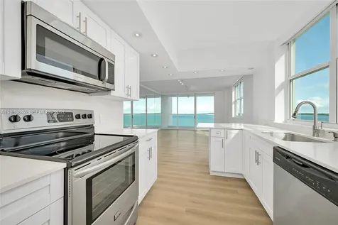 800 Claughton Island Drive Miami FL 33131