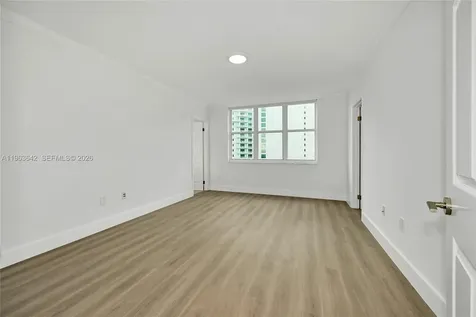 800 Claughton Island Drive Miami FL 33131