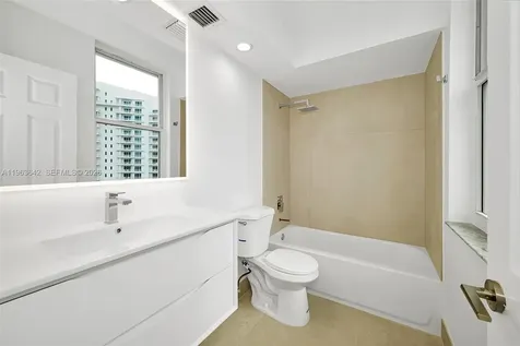 800 Claughton Island Drive Miami FL 33131