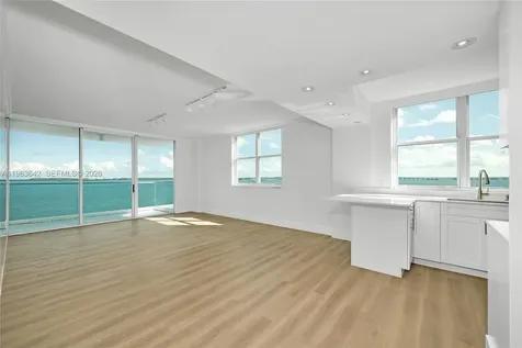 800 Claughton Island Drive Miami FL 33131