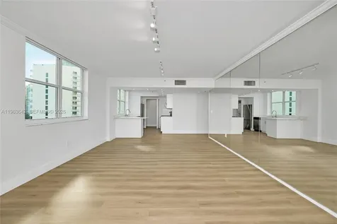 800 Claughton Island Drive Miami FL 33131