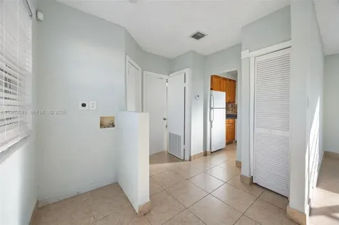 2525 N 23rd Avenue Hollywood FL 33020