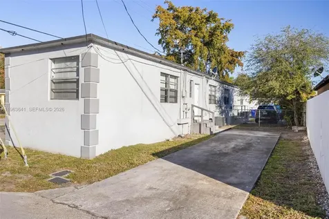 2525 N 23rd Avenue Hollywood FL 33020