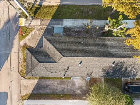 2525 N 23rd Avenue Hollywood FL 33020