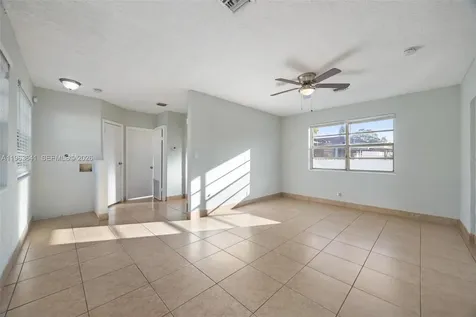 2525 N 23rd Avenue Hollywood FL 33020