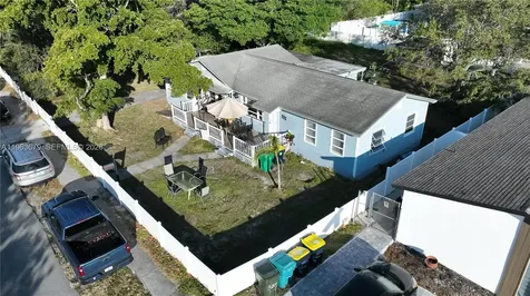 Dania Beach FL 33004