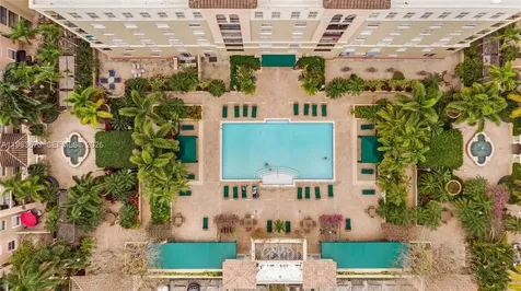 520 SE 5th Avenue Fort Lauderdale FL 33301