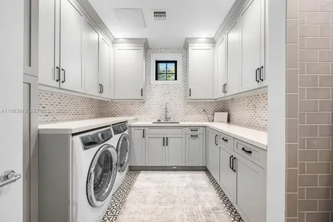633 Isle Of Palms Drive Fort Lauderdale FL 33301