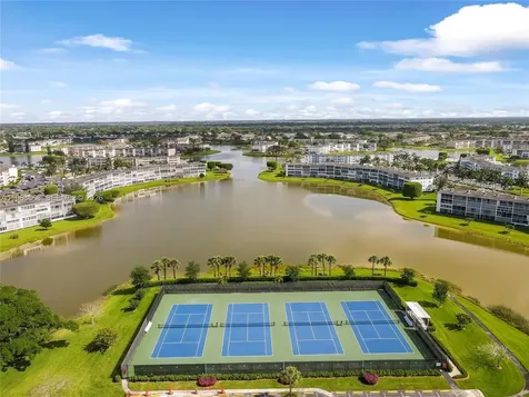 82 Dorset B Boca Raton FL 33434