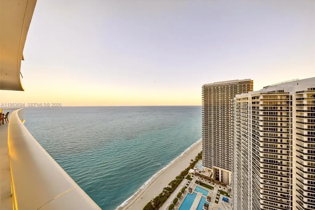 4111 S Ocean Drive Hollywood FL 33019