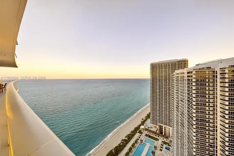 4111 S Ocean Drive Hollywood FL 33019